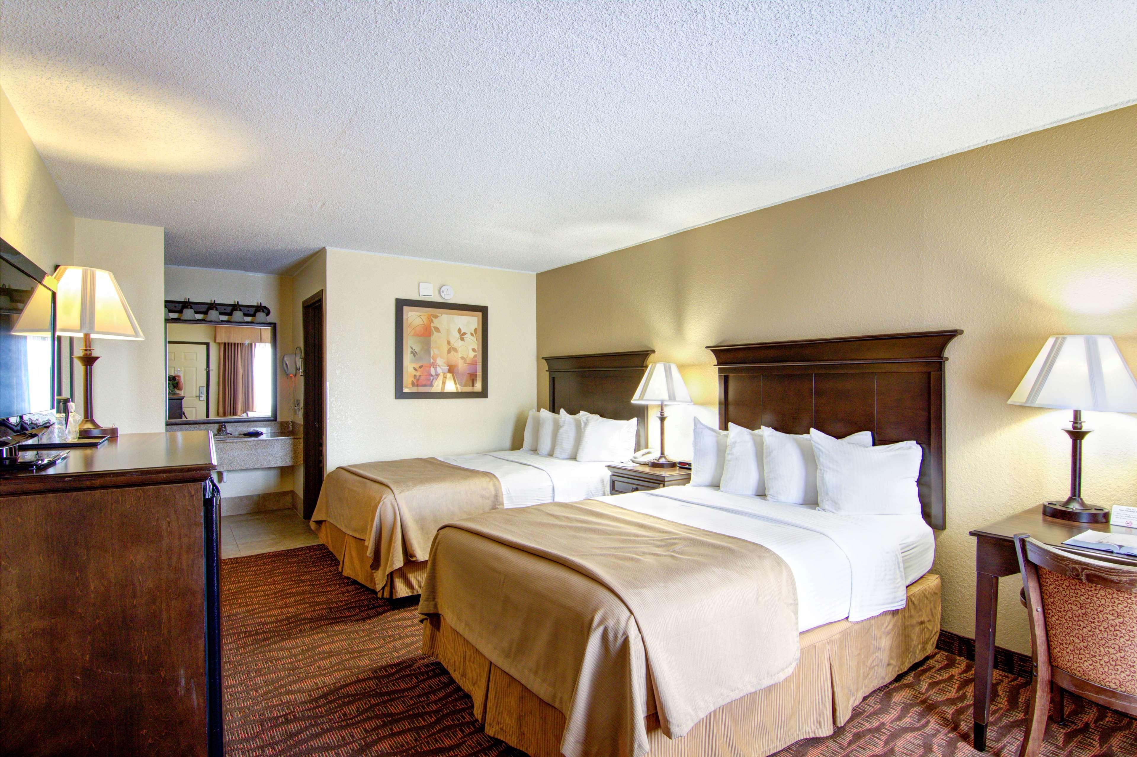 Best Western Center Pointe Inn Branson Bagian luar foto